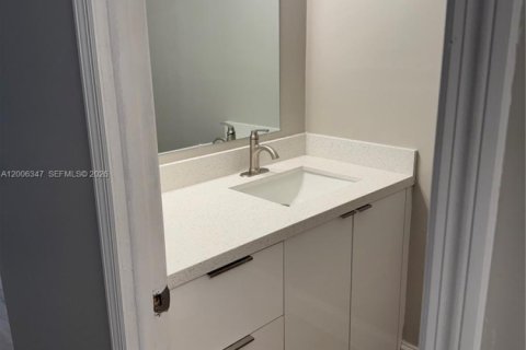 Снять в аренду кондоминиум в Хомстед, Флорида 2 спальни, 99.87м2, № 2069456 - фото 5