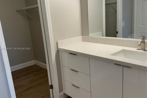 Снять в аренду кондоминиум в Хомстед, Флорида 2 спальни, 99.87м2, № 2069456 - фото 10