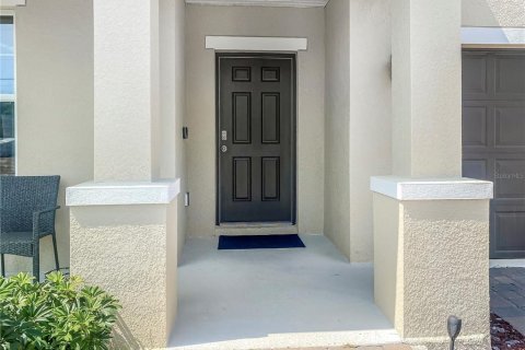 Villa ou maison à vendre à Port Charlotte, Floride: 4 chambres, 243.68 m2 № 1723299 - photo 2