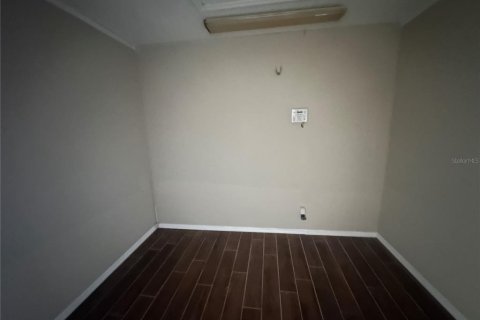 Propiedad comercial en alquiler en Ocala, Florida, 52.95 m2 № 1723824 - foto 7