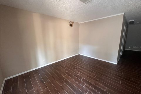 Propiedad comercial en alquiler en Ocala, Florida, 52.95 m2 № 1723824 - foto 3