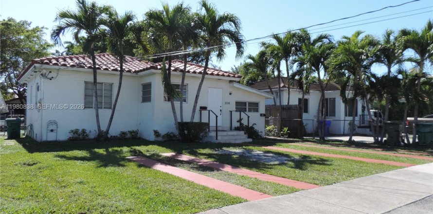 Villa ou maison à Miami, Floride 2 chambres, 177.91 m2 № 2043672