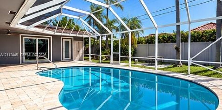 Villa ou maison à Fort Lauderdale, Floride 3 chambres, 157.66 m2 № 2431433