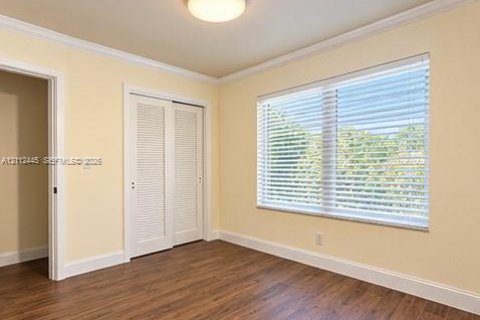 Villa ou maison à louer à Fort Lauderdale, Floride: 3 chambres, 157.66 m2 № 2431433 - photo 9