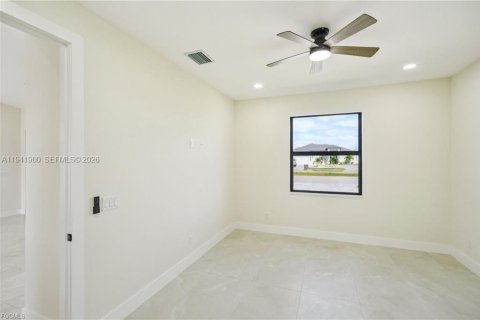 Купить виллу или дом в Кейп-Корал, Флорида 3 спальни, 124.67м2, № 2003161 - фото 27