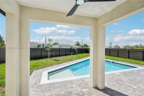 Купить виллу или дом в Кейп-Корал, Флорида 3 спальни, 124.67м2, № 2003161 - фото 30