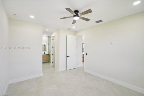 Купить виллу или дом в Кейп-Корал, Флорида 3 спальни, 124.67м2, № 2003161 - фото 25