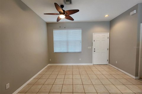 Touwnhouse à louer à Windermere, Floride: 2 chambres, 111.48 m2 № 2119264 - photo 3