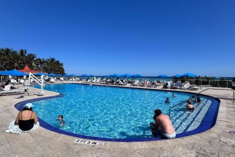 Copropriété à vendre à Sunny Isles Beach, Floride: 39.02 m2 № 1936838 - photo 10