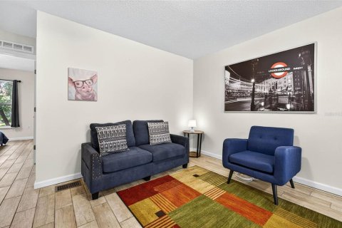 Adosado en venta en Tampa, Florida, 3 dormitorios, 155.15 m2 № 1851541 - foto 24