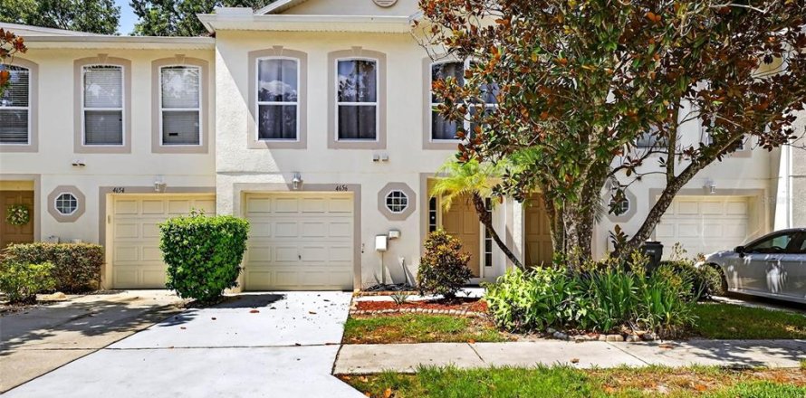 Adosado en Tampa, Florida 3 dormitorios, 155.15 m2 № 1851541