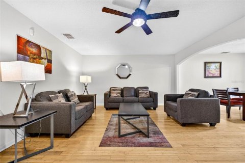 Adosado en venta en Tampa, Florida, 3 dormitorios, 155.15 m2 № 1851541 - foto 7