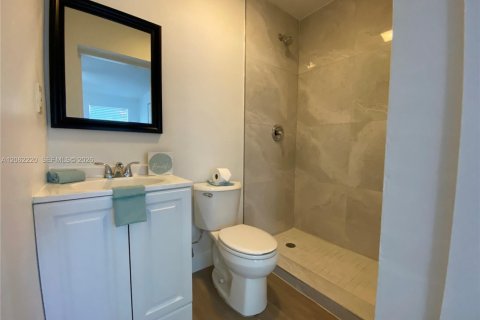 Casa en venta en Fort Lauderdale, Florida, 3 dormitorios, 115.38 m2 № 2265501 - foto 21