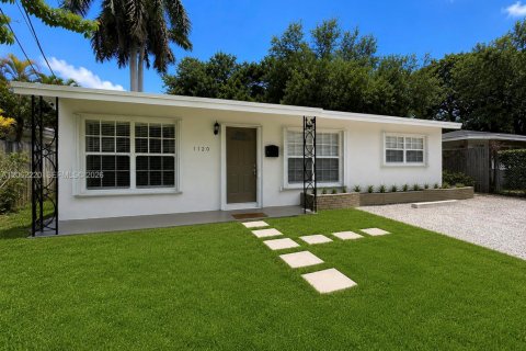 Casa en Fort Lauderdale, Florida 3 dormitorios, 115.38 m2 № 2265501