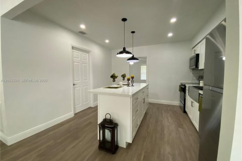 Casa en venta en Fort Lauderdale, Florida, 3 dormitorios, 115.38 m2 № 2265501 - foto 17