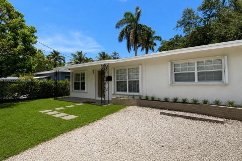 Casa en venta en Fort Lauderdale, Florida, 3 dormitorios, 115.38 m2 № 2265501 - foto 6