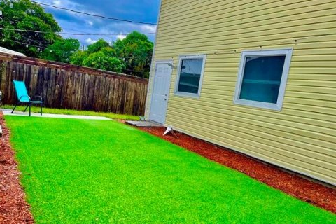 Casa en alquiler en Pompano Beach, Florida, 3 dormitorios, 125.6 m2 № 2275273 - foto 12