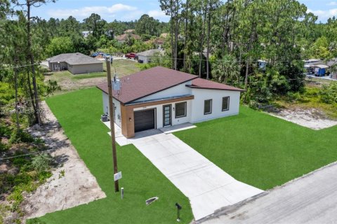 House in Lehigh Acres, Florida 3 bedrooms № 1748442 - photo 5