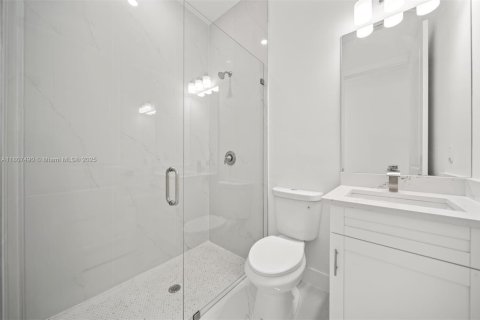 House in Lehigh Acres, Florida 3 bedrooms № 1748442 - photo 21