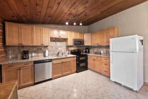 Casa en venta en Punta Gorda, Florida, 2 dormitorios, 146.88 m2 № 1642682 - foto 18