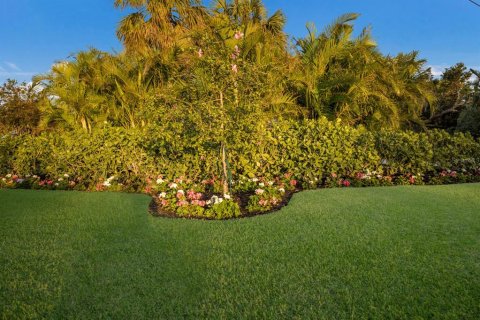 House in Sarasota, Florida 3 bedrooms, 171.68 sq.m. № 1547845 - photo 3