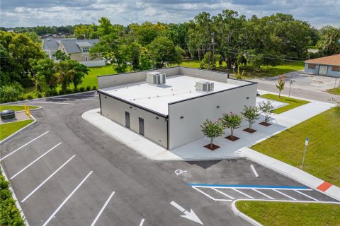 Commercial property in Winter Garden, Florida 214.05 sq.m. № 2233441 - photo 6