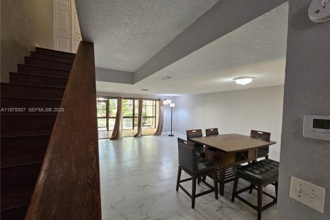 Купить таунхаус в Санрайз, Флорида 3 спальни, 140.47м2, № 2041742 - фото 7