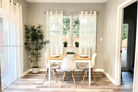 Купить виллу или дом в Форт-Лодердейл, Флорида 2 спальни, 96.25м2, № 2006622 - фото 17