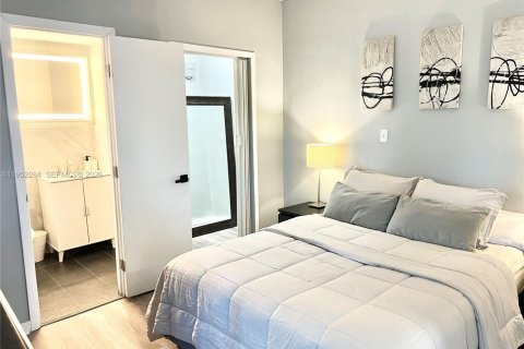 Купить виллу или дом в Форт-Лодердейл, Флорида 2 спальни, 96.25м2, № 2006622 - фото 22