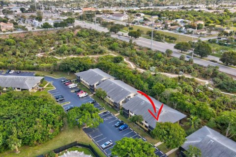 Condo in Deerfield Beach, Florida, 2 bedrooms  № 1834264 - photo 25