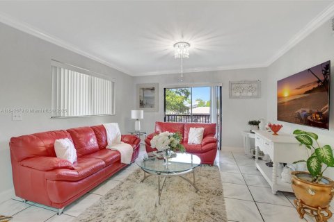 Condo in Deerfield Beach, Florida, 2 bedrooms  № 1834264 - photo 5