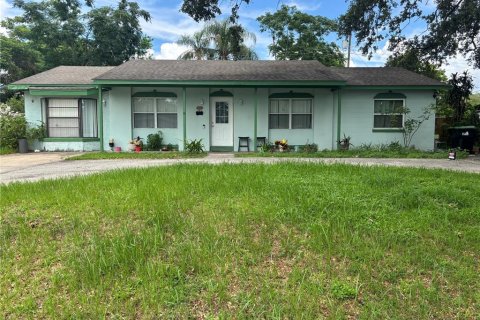 House in Orlando, Florida 3 bedrooms, 128.86 sq.m. № 1798627 - photo 1