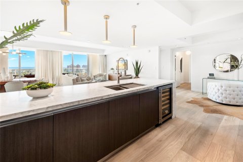 Condo in Fort Lauderdale, Florida, 3 bedrooms  № 1811138 - photo 26