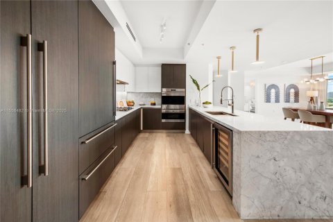 Condo in Fort Lauderdale, Florida, 3 bedrooms  № 1811138 - photo 10