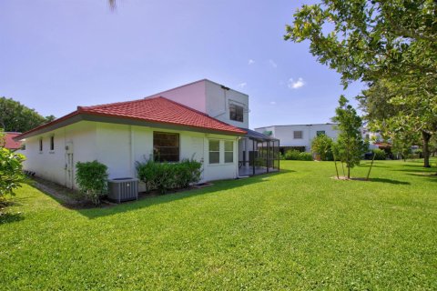 Touwnhouse à vendre à Deerfield Beach, Floride: 2 chambres, 115.94 m2 № 2088156 - photo 20