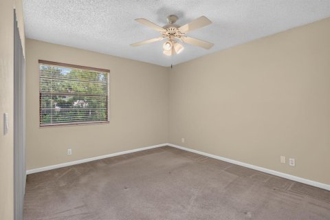 Touwnhouse à vendre à Deerfield Beach, Floride: 2 chambres, 115.94 m2 № 2088156 - photo 12