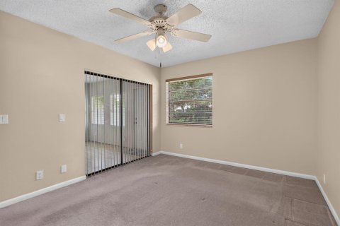 Touwnhouse à vendre à Deerfield Beach, Floride: 2 chambres, 115.94 m2 № 2088156 - photo 14