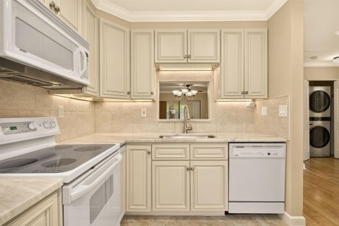 Touwnhouse à vendre à Deerfield Beach, Floride: 2 chambres, 115.94 m2 № 2088156 - photo 4