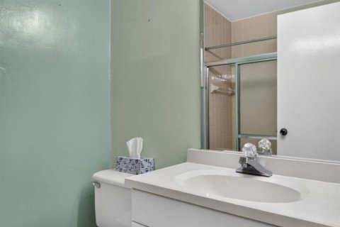 Touwnhouse à vendre à Deerfield Beach, Floride: 2 chambres, 115.94 m2 № 2088156 - photo 18
