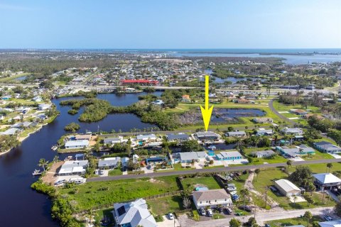 Villa ou maison à vendre à Englewood, Floride: 3 chambres, 132.11 m2 № 1810083 - photo 2