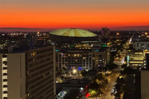 Condominio en venta en Saint Petersburg, Florida, 3 dormitorios, 246.93 m2 № 2197190 - foto 2