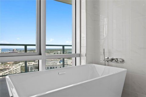 Condominio en venta en Saint Petersburg, Florida, 3 dormitorios, 246.93 m2 № 2197190 - foto 21