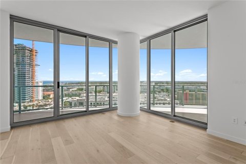 Condominio en venta en Saint Petersburg, Florida, 3 dormitorios, 246.93 m2 № 2197190 - foto 16