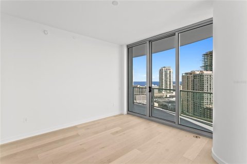 Condominio en venta en Saint Petersburg, Florida, 3 dormitorios, 246.93 m2 № 2197190 - foto 17