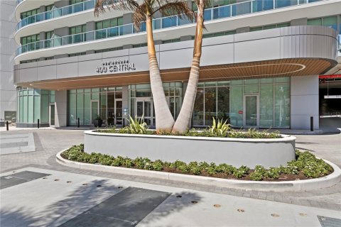 Condominio en venta en Saint Petersburg, Florida, 3 dormitorios, 246.93 m2 № 2197190 - foto 3