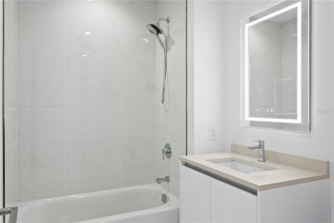 Condominio en venta en Saint Petersburg, Florida, 3 dormitorios, 246.93 m2 № 2197190 - foto 29