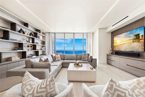 Copropriété à vendre à Sunny Isles Beach, Floride: 3 chambres, 262.08 m2 № 1703291 - photo 30
