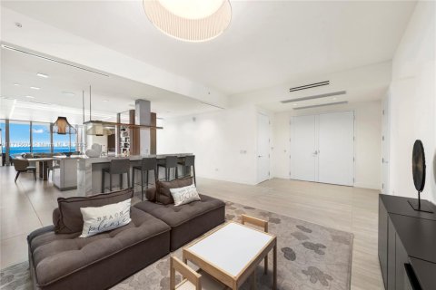 Copropriété à vendre à Sunny Isles Beach, Floride: 3 chambres, 262.08 m2 № 1703291 - photo 10
