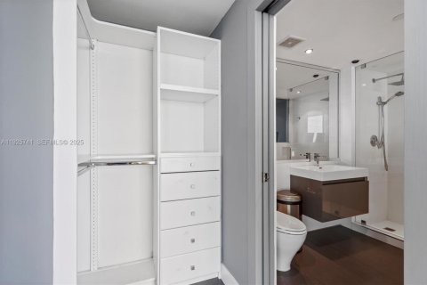 Copropriété à vendre à Miami Beach, Floride: 3 chambres, 185.25 m2 № 1987923 - photo 13