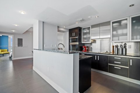 Copropriété à vendre à Miami Beach, Floride: 3 chambres, 185.25 m2 № 1987923 - photo 4